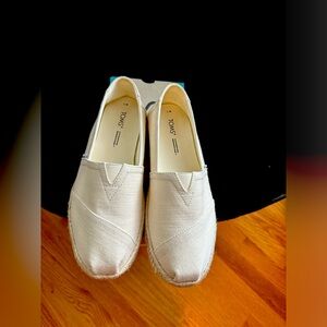 Tom’s Alpargata Rope Espadrille